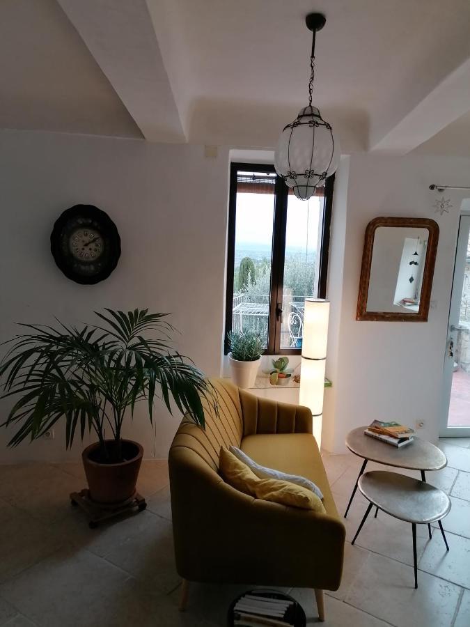 Chambre D'Hote Crillon-le-Brave Luaran gambar